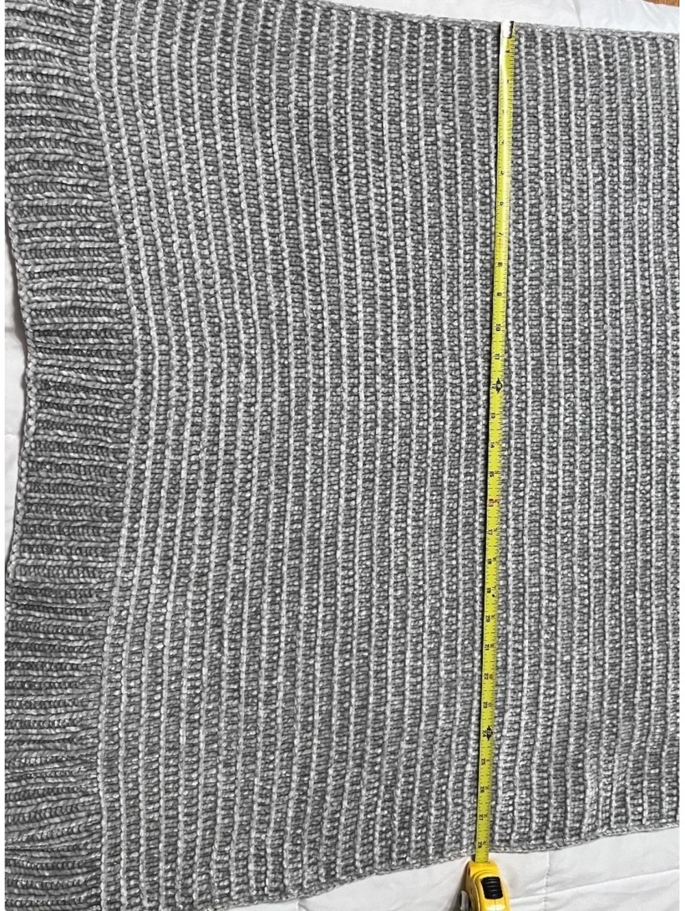 Pottery Barn Kids Shimmer Gray Chenille Chunky Knit Baby Blanket Nursery Throw